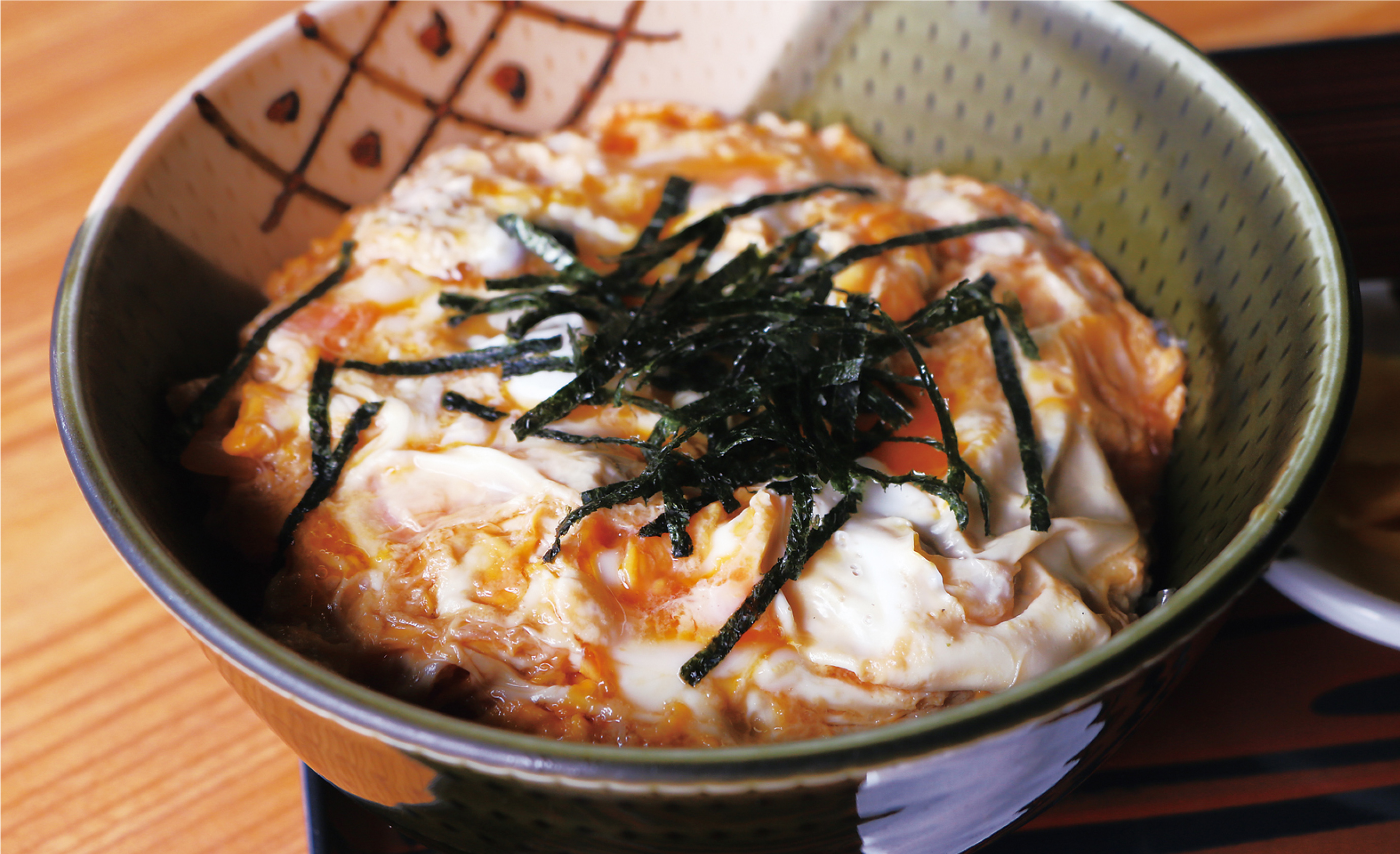 一番人気〈江の島丼〉