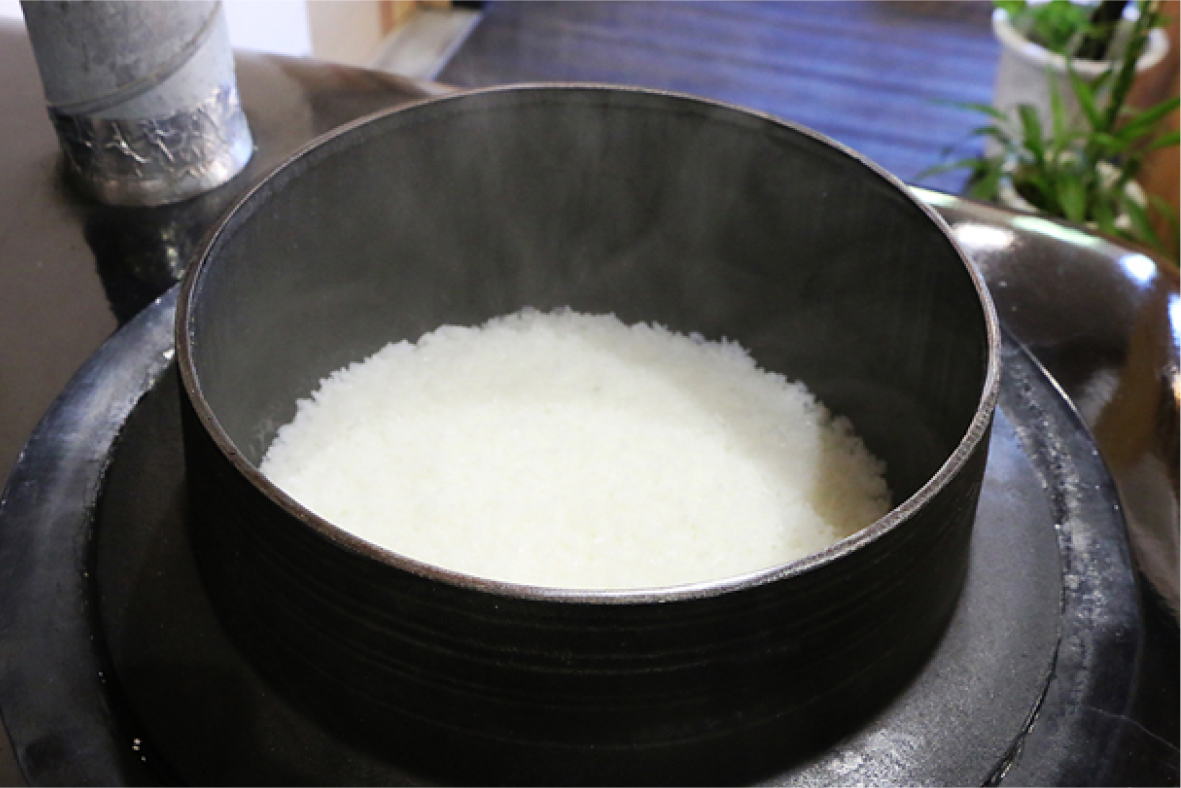 お米は鹿児島県のブランド米｢伊佐米｣